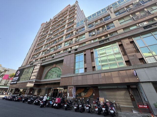 比較七都近一年千萬元內的住宅交易狀況，台南市千萬住宅交易占比高達74.7%，為七都中最高。(房市示意圖)
