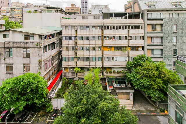 永慶指出，近一年台北市千萬元內的住宅交易占比僅占10.4%，平均坪數也僅13.6坪。(房市示意圖)