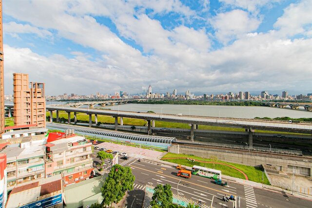 永慶房產集團統計實價登路數據發現，2023年新北市的三重區，中古屋和預售屋差距最大，近三年的房價漲幅差距也超過20個百分點。(房市示意圖)