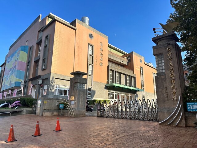 坐落八大學區的培英國中，從國小到大學皆有明星學校，整體環境充滿濃厚的文教氣息。(永慶房產集團提供)