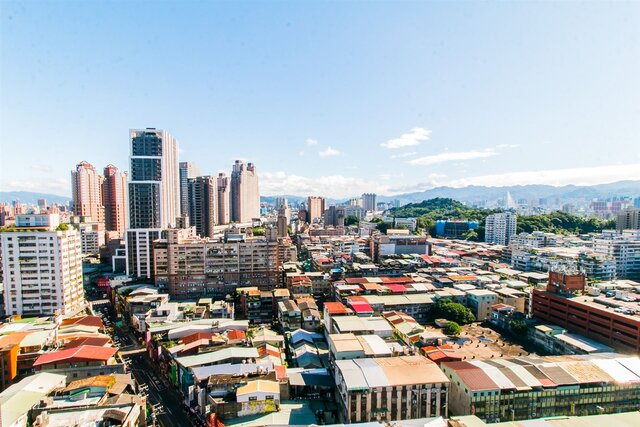 觀察2023年中古屋總價中位數表現，雙北和新竹縣市都已站上千萬大關。(房市示意圖)