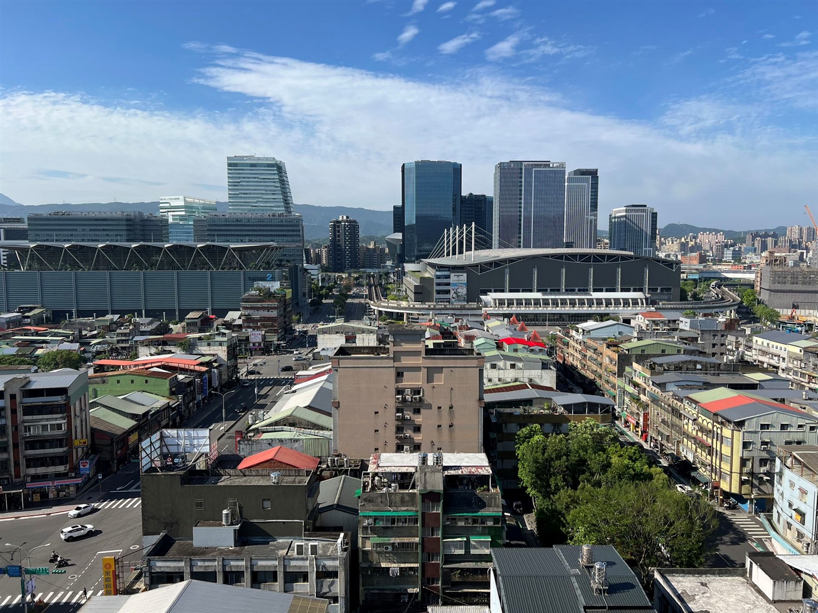 從黑鄉變潮城！南港十年間中古屋交易占比增幅居冠！