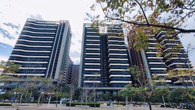 永慶指出，淡海新市鎮因腹地廣大，再加上房價親民，造就房市交易熱絡。近一年新北十大熱銷社區中，淡海新市鎮就有4個社區上榜。