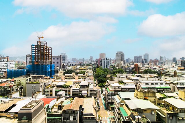 實價登錄數據顯示，台北市總價2000萬元以上交易占比過半，其中又以2000萬元至4000萬元為主力總價帶。(房市示意圖)