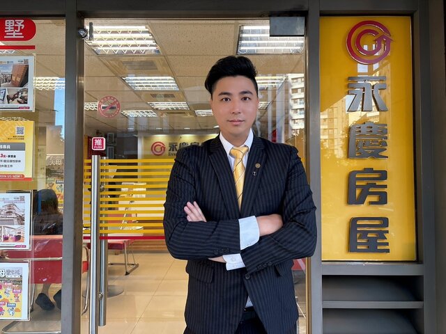 永慶房屋陳翊昇店長服務貼心細膩,讓客戶特地上Google寫五星好評肯定!