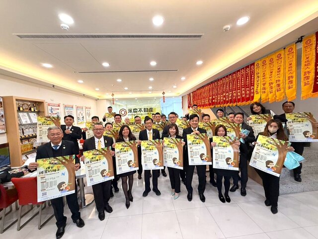高雄區永慶加盟四品牌連續三年贊助誠實徵文比賽，持續透過寫作引導學生理解誠實的價值。